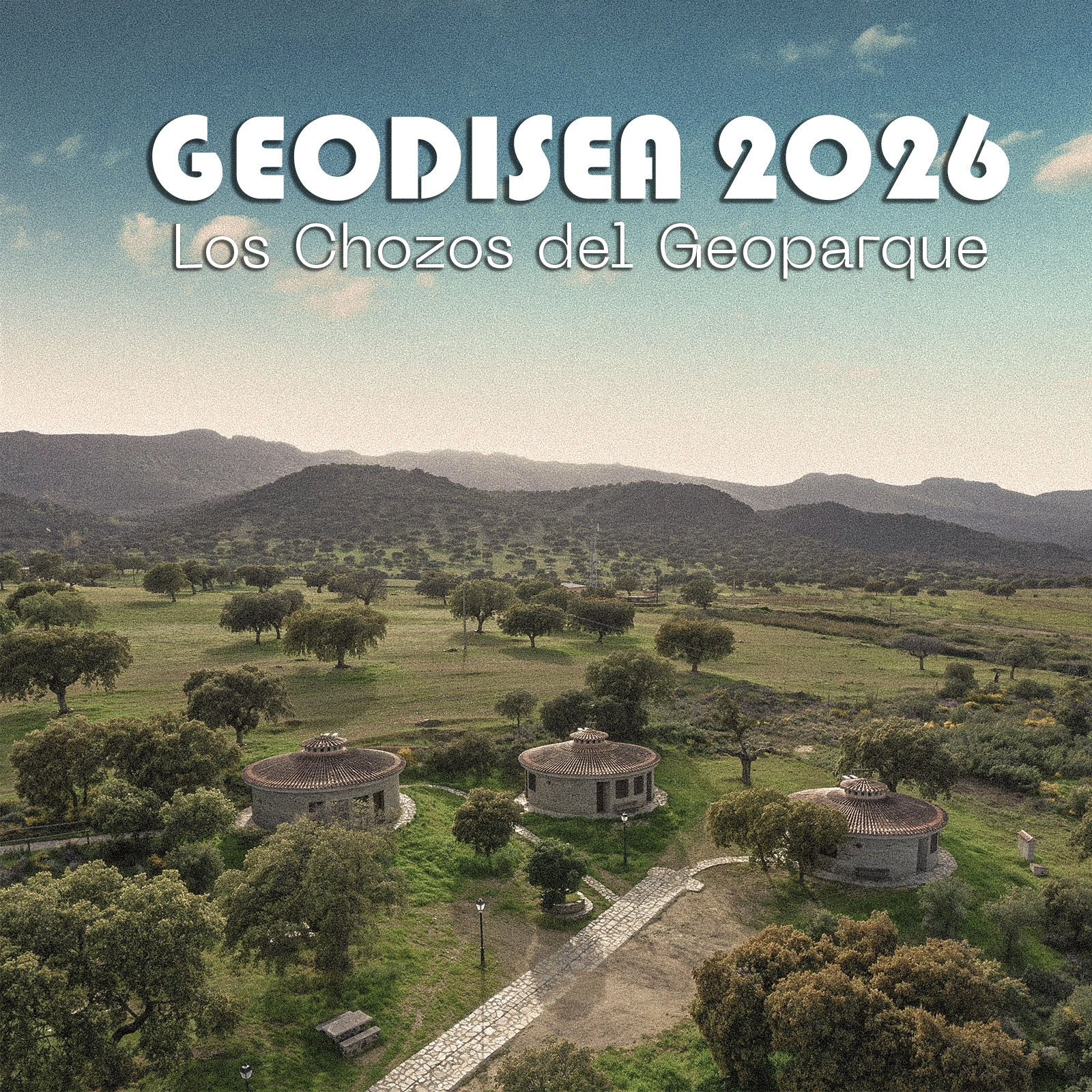 Geodisea 2026, Los Chozos del Geoparque, sobre una fotografía del alojamiento